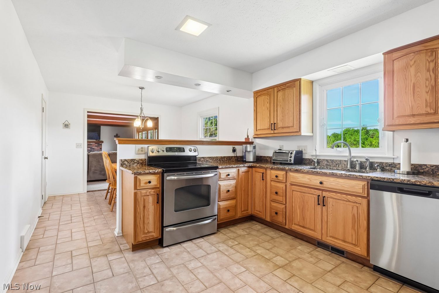 13586 Fox Hills Drive Novelty OH 44072