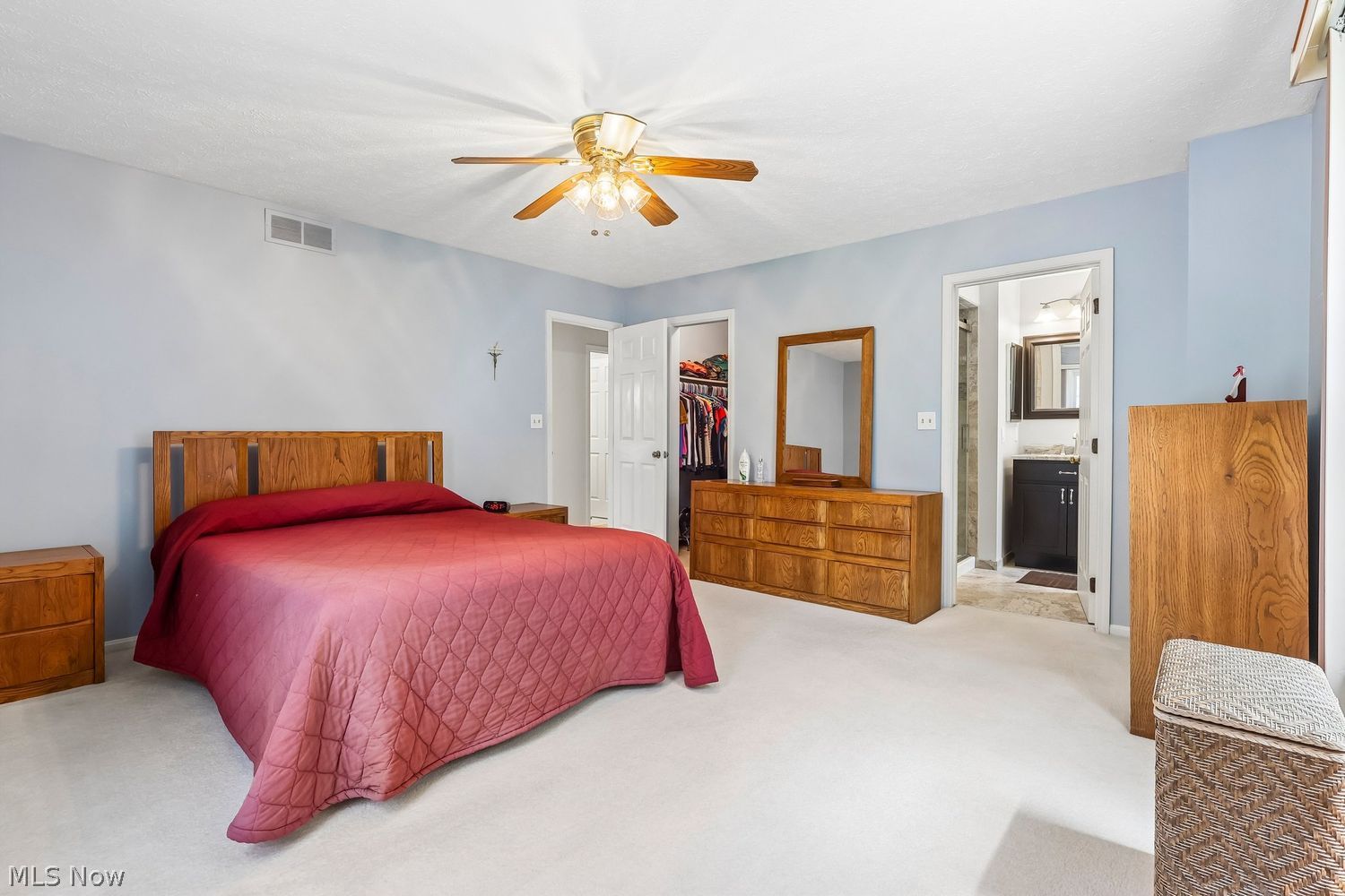 13586 Fox Hills Drive Novelty OH 44072