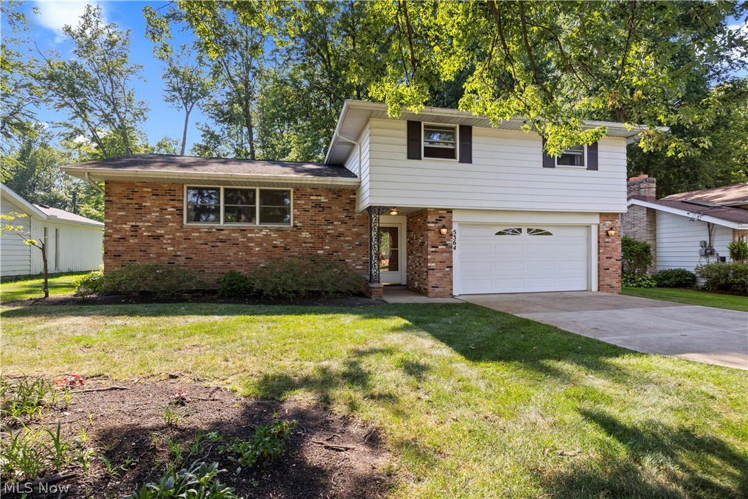 5364 Hampton Drive North Olmsted OH 44070