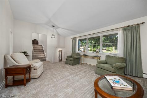 5364 Hampton Drive North Olmsted OH 44070