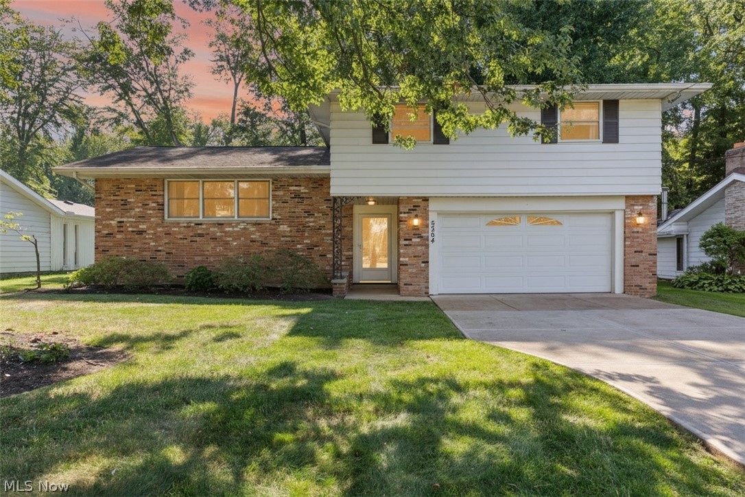 5364 Hampton Drive North Olmsted OH 44070