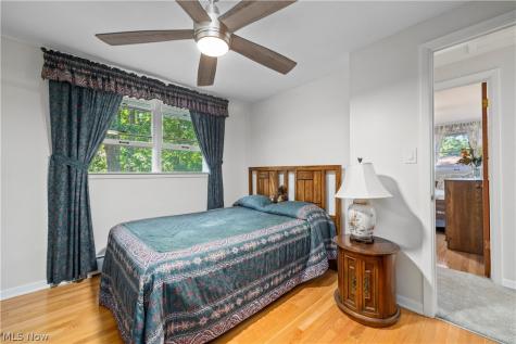 5364 Hampton Drive North Olmsted OH 44070