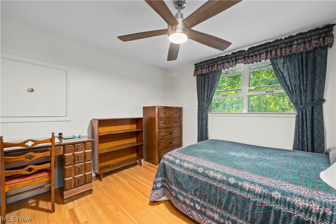5364 Hampton Drive North Olmsted OH 44070