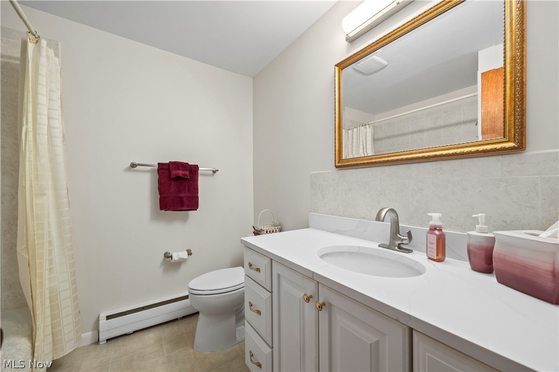 5364 Hampton Drive North Olmsted OH 44070