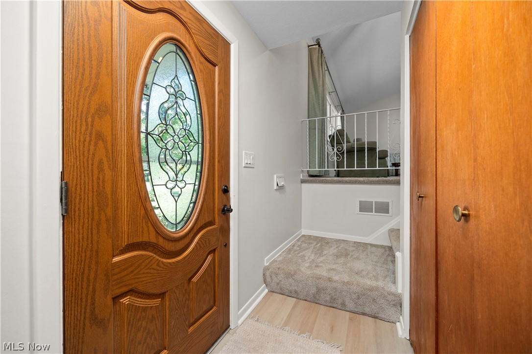 5364 Hampton Drive North Olmsted OH 44070