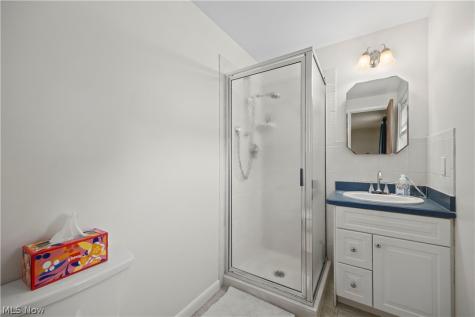 5364 Hampton Drive North Olmsted OH 44070