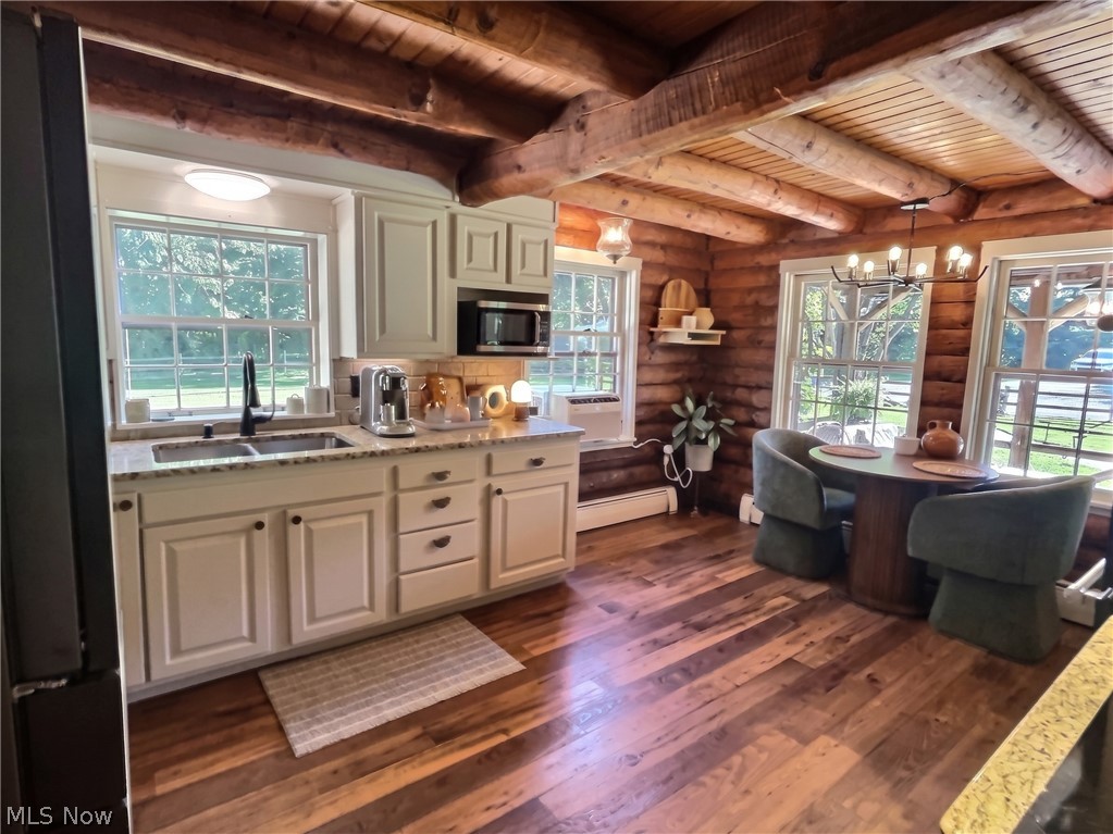10566 Clapsaddle Avenue NE Alliance OH 44601