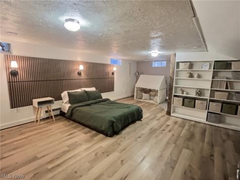 10566 Clapsaddle Avenue NE Alliance OH 44601