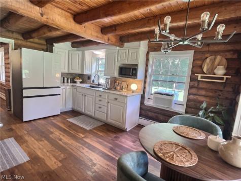 10566 Clapsaddle Avenue NE Alliance OH 44601
