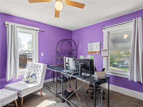 2012 Harmont Avenue NE Canton OH 44705