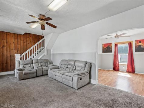 2012 Harmont Avenue NE Canton OH 44705