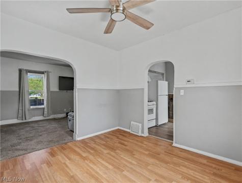 2012 Harmont Avenue NE Canton OH 44705
