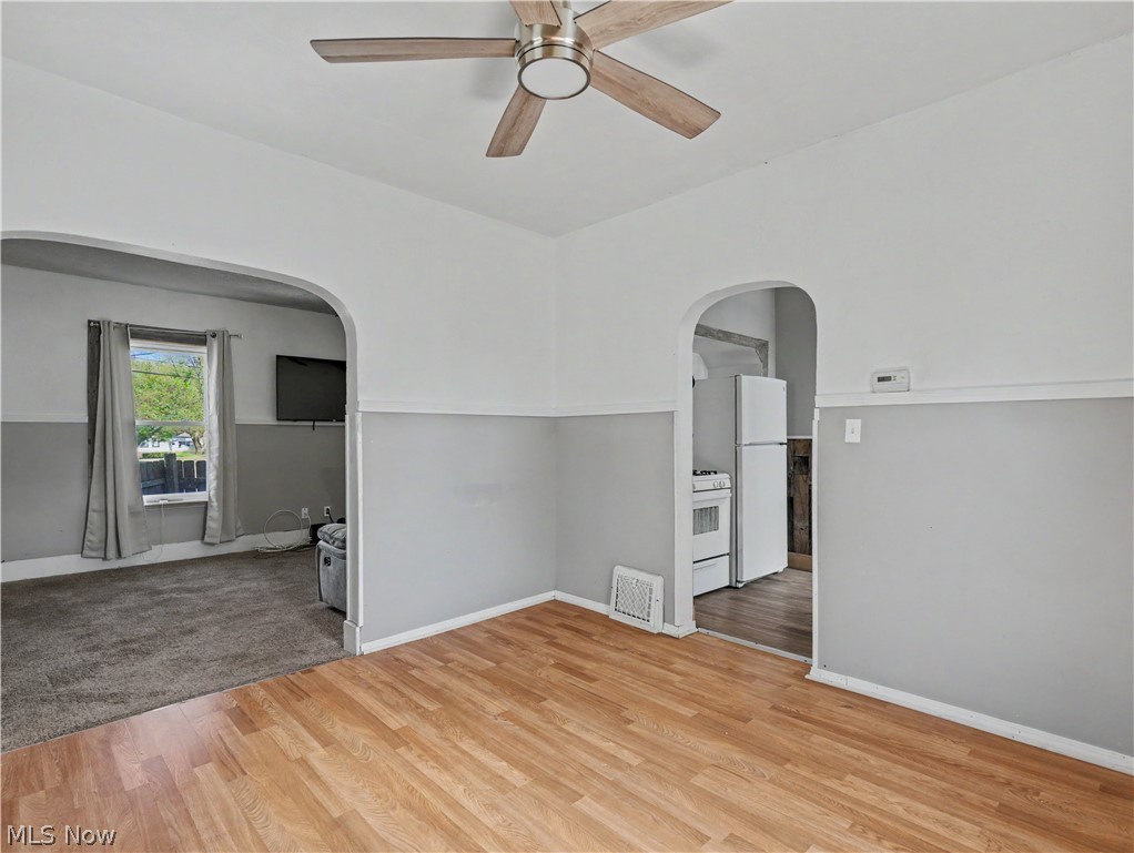 2012 Harmont Avenue NE Canton OH 44705