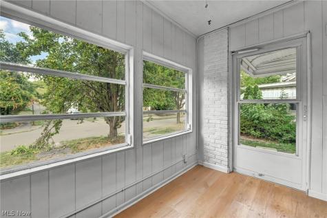 1584 Hampton Road Akron OH 44305
