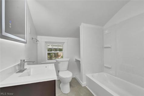 1584 Hampton Road Akron OH 44305