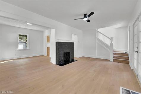 1584 Hampton Road Akron OH 44305