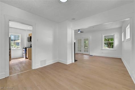 1584 Hampton Road Akron OH 44305