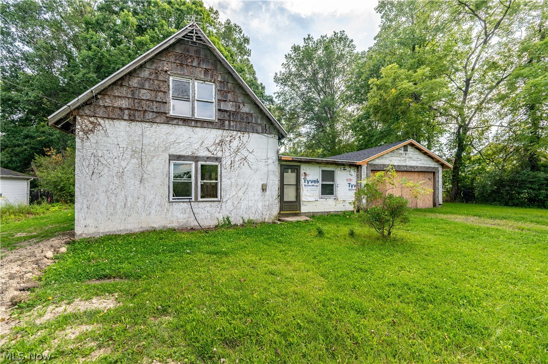 1090 N River Road NE Warren OH 44483
