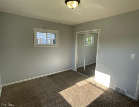 1683 Dennis Drive Wickliffe OH 44092