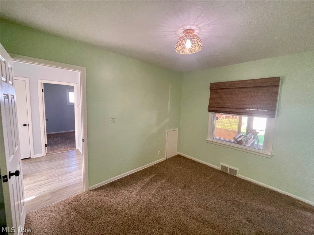 1683 Dennis Drive Wickliffe OH 44092