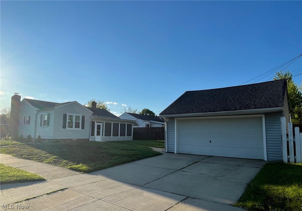 1683 Dennis Drive Wickliffe OH 44092