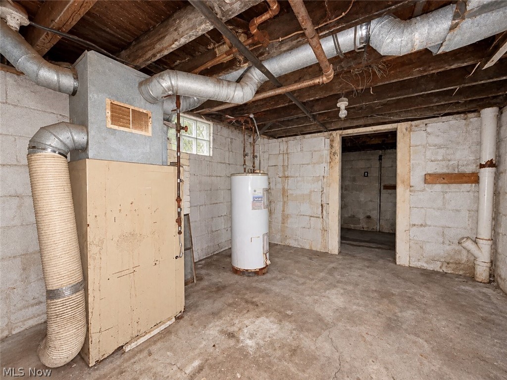1027 Buena Vista Avenue NE Warren OH 44483
