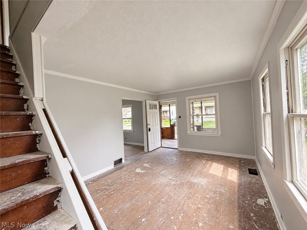 1027 Buena Vista Avenue NE Warren OH 44483
