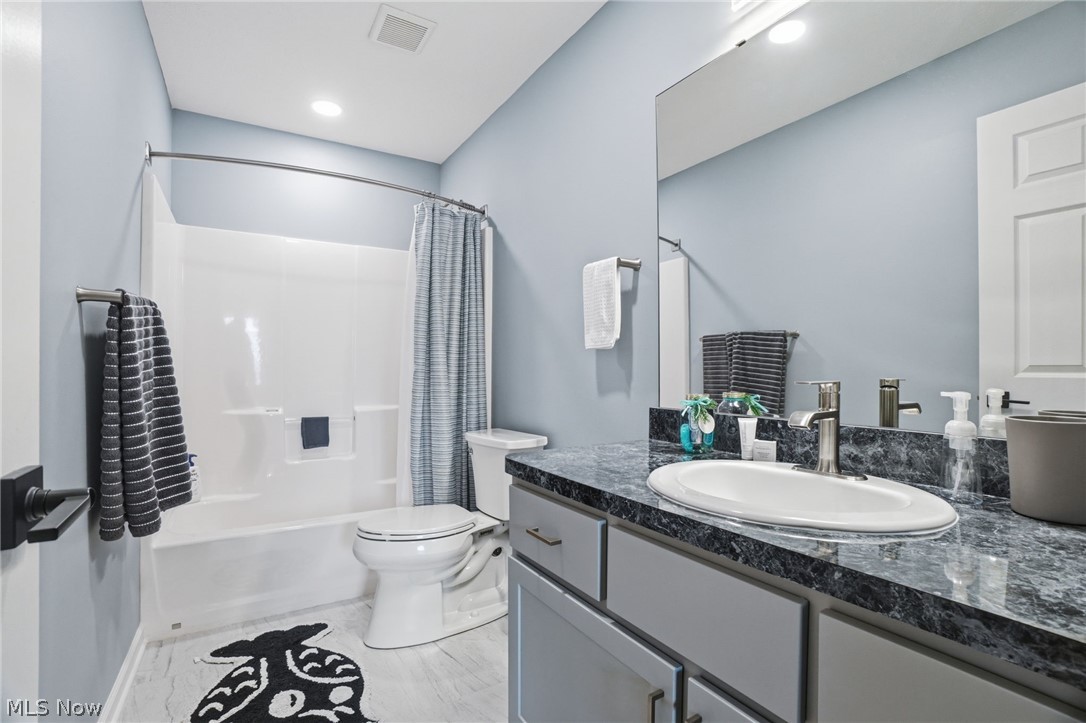 1397 Searay Cove Painesville OH 44077