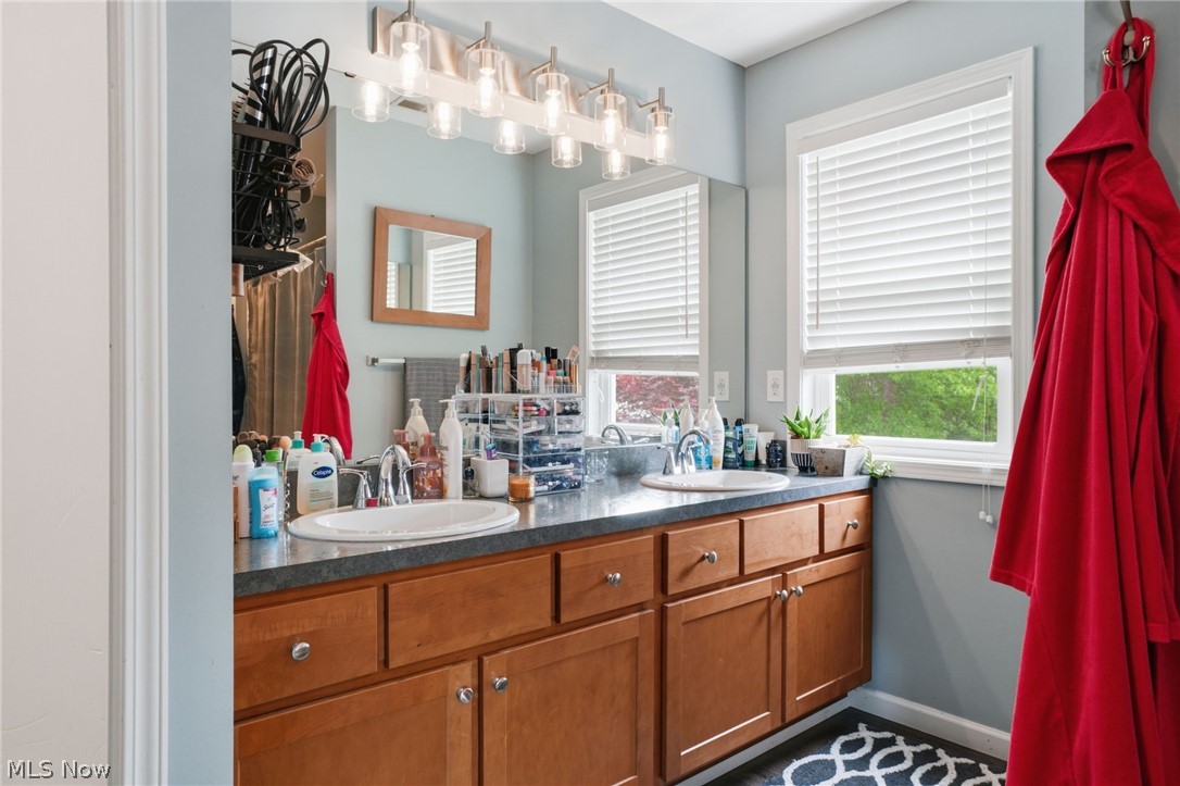 1397 Searay Cove Painesville OH 44077