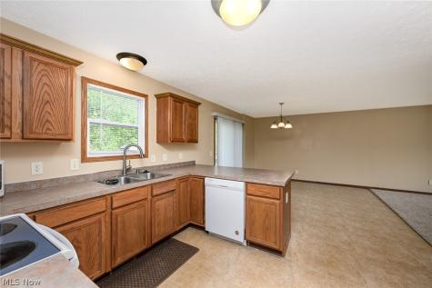 5018 Kelly Avenue Rootstown OH 44272