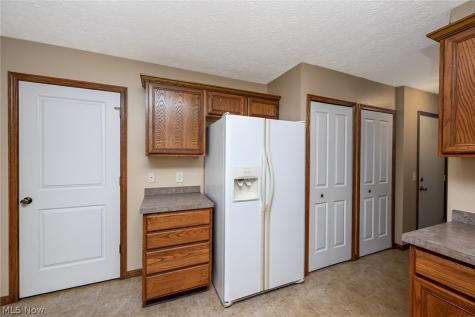 5018 Kelly Avenue Rootstown OH 44272