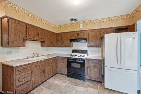16233 Bennett Road North Royalton OH 44133
