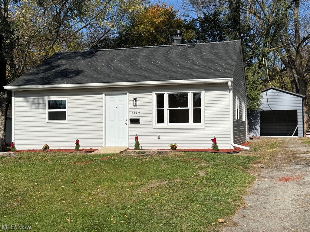 1530 Bennington Avenue Youngstown OH 44512