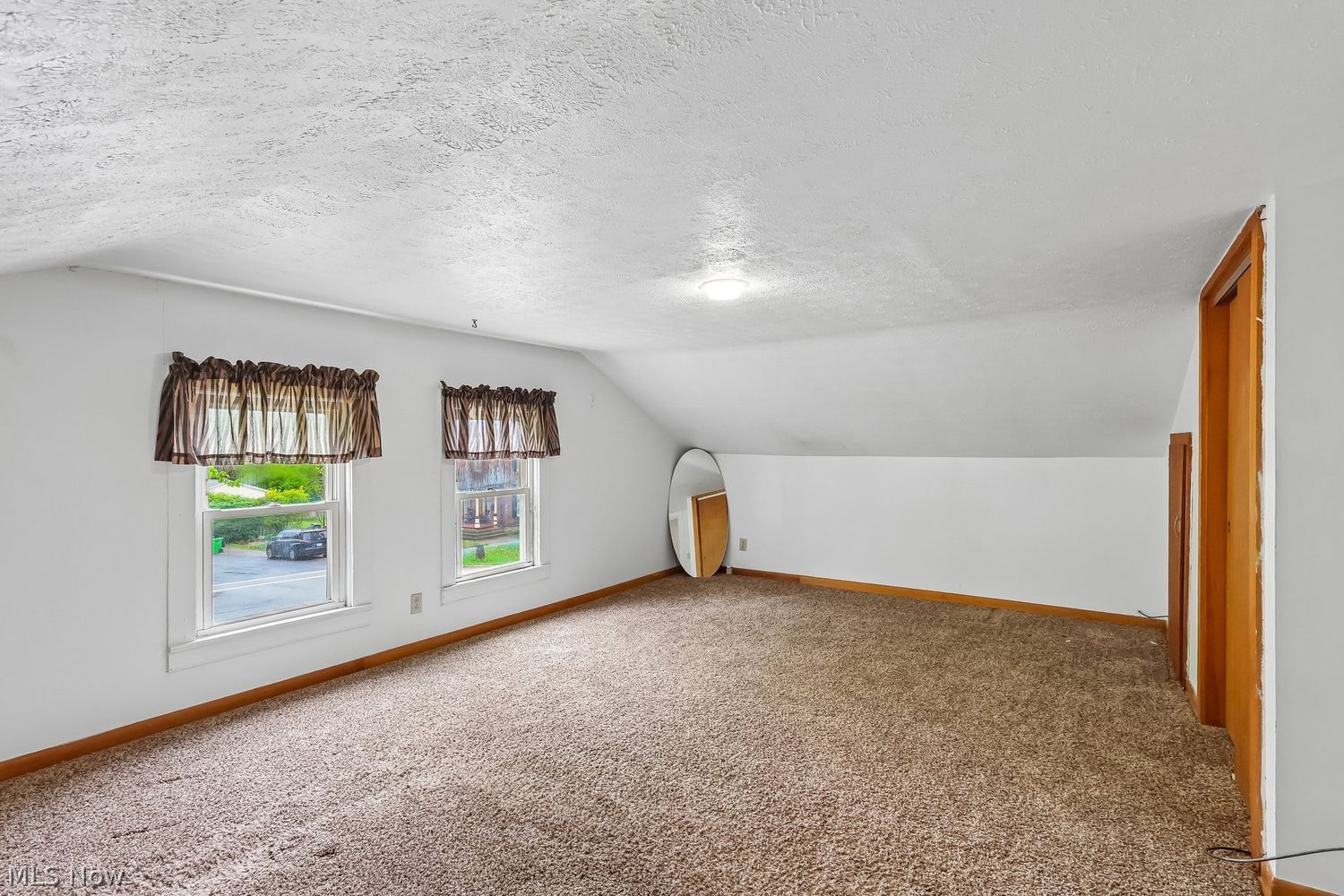 84 S Portage Street Doylestown OH 44230