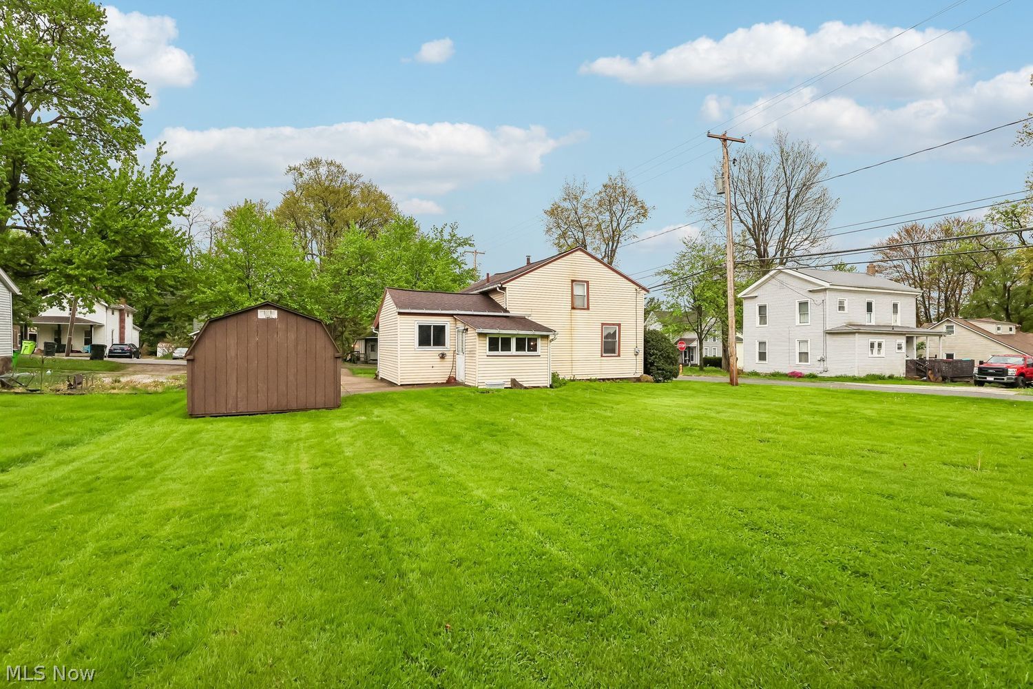 84 S Portage Street Doylestown OH 44230