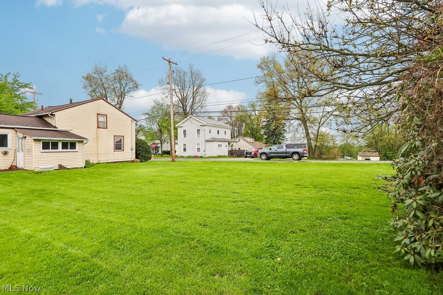84 S Portage Street Doylestown OH 44230