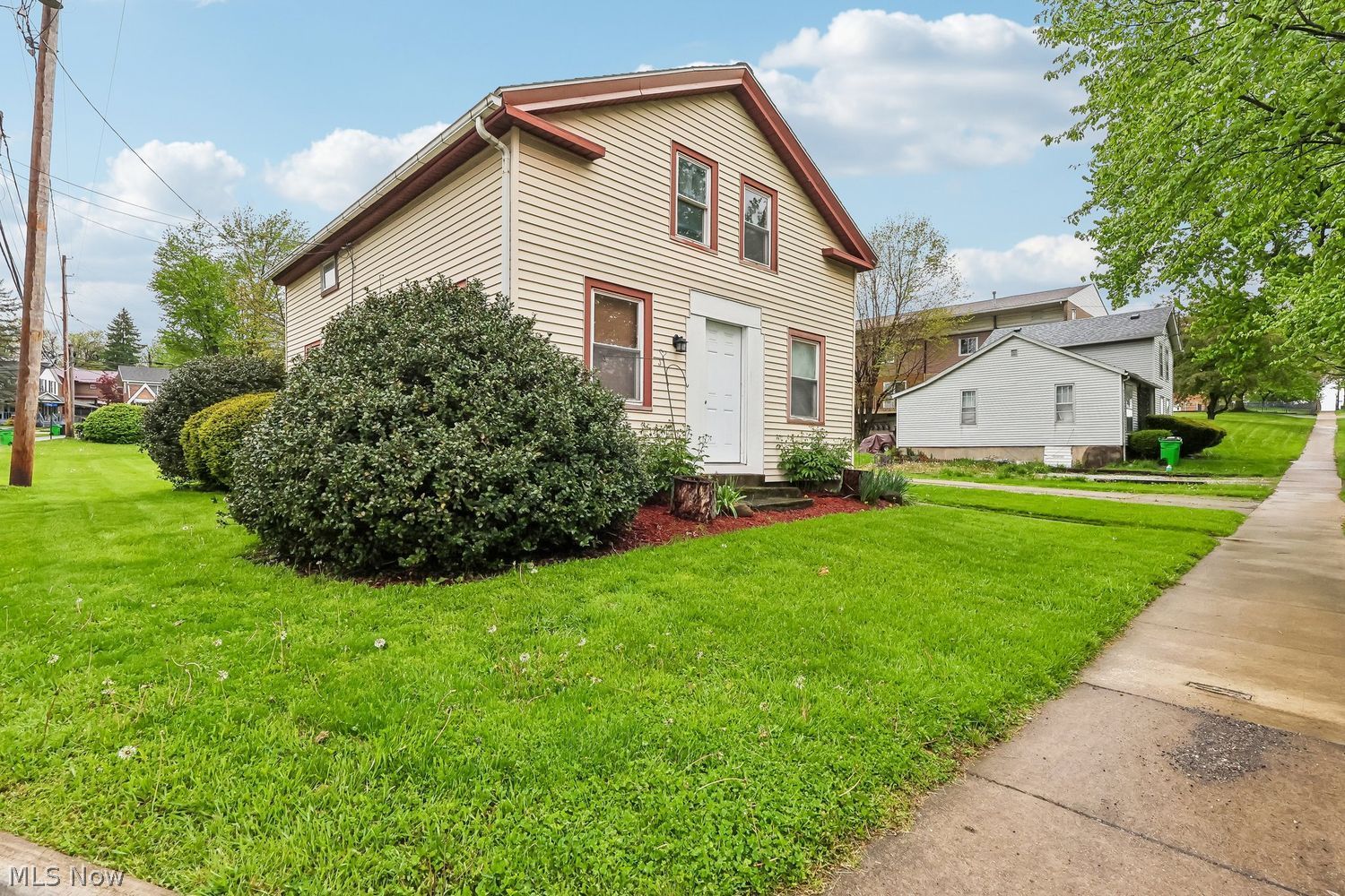 84 S Portage Street Doylestown OH 44230