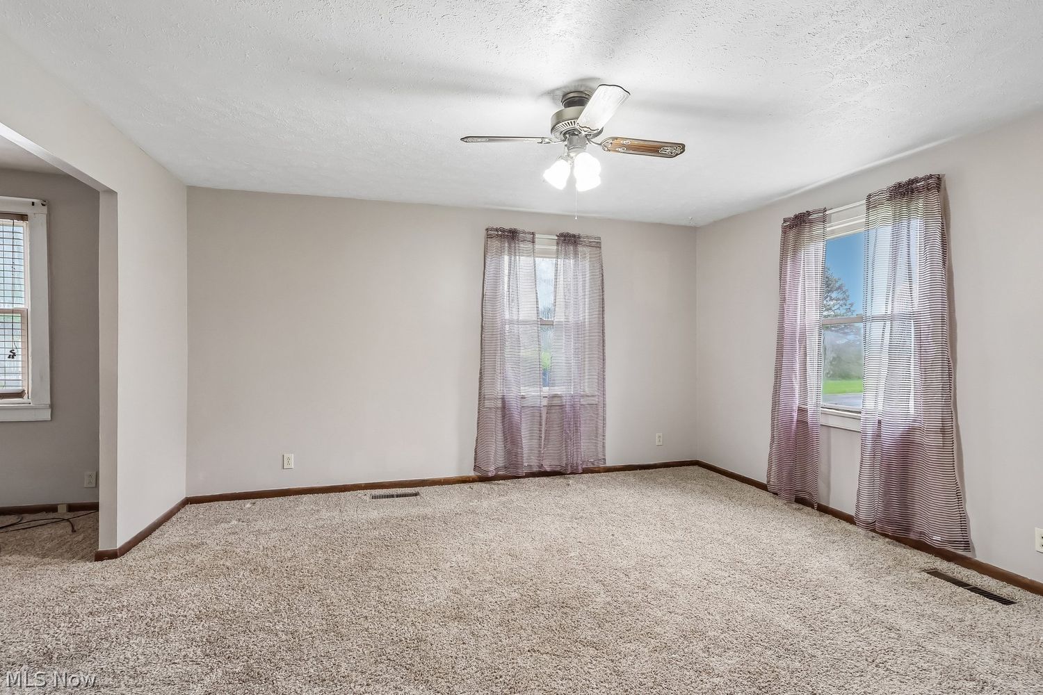 84 S Portage Street Doylestown OH 44230