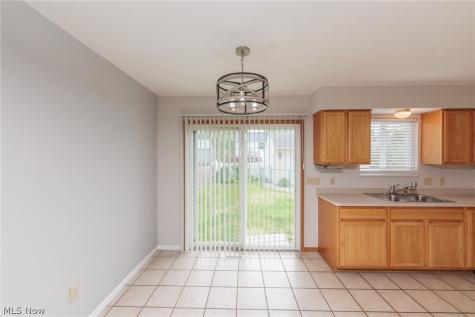 671 Tioga Trail Willoughby OH 44094