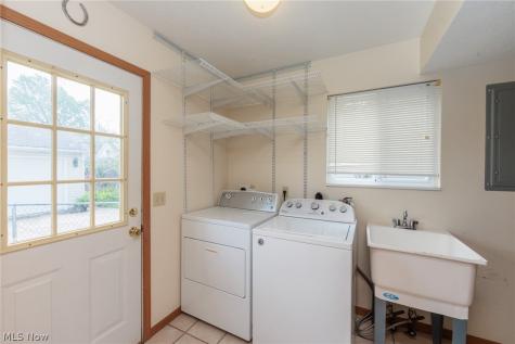 671 Tioga Trail Willoughby OH 44094