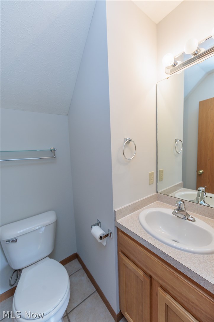 671 Tioga Trail Willoughby OH 44094