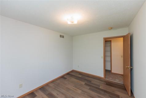 671 Tioga Trail Willoughby OH 44094