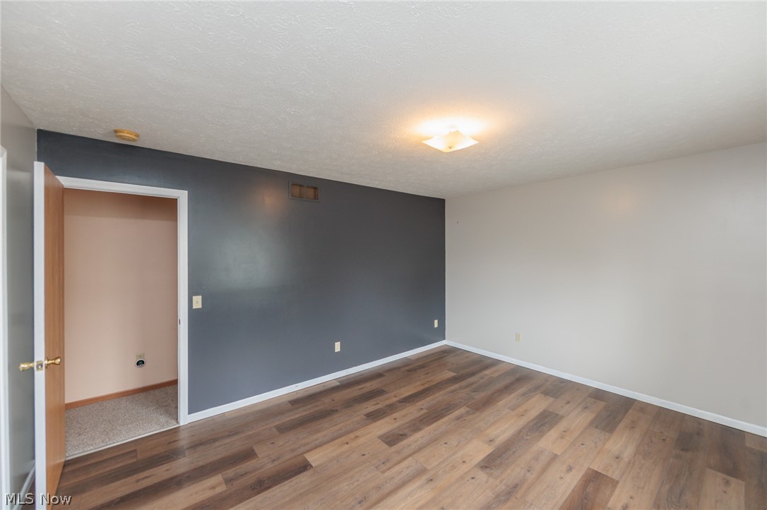 671 Tioga Trail Willoughby OH 44094