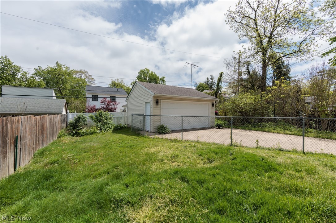 671 Tioga Trail Willoughby OH 44094