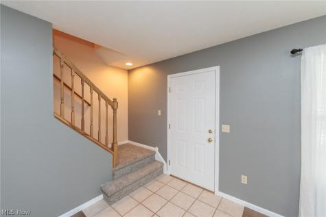 671 Tioga Trail Willoughby OH 44094