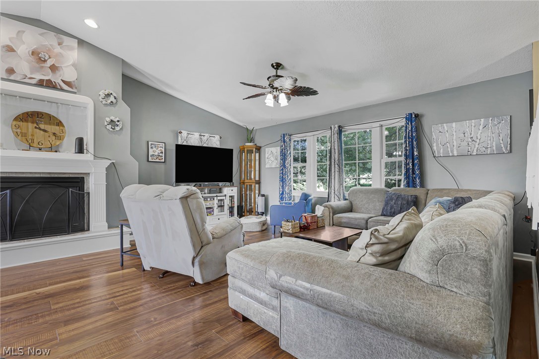 3563 Gorsuch Road Nashport OH 43830