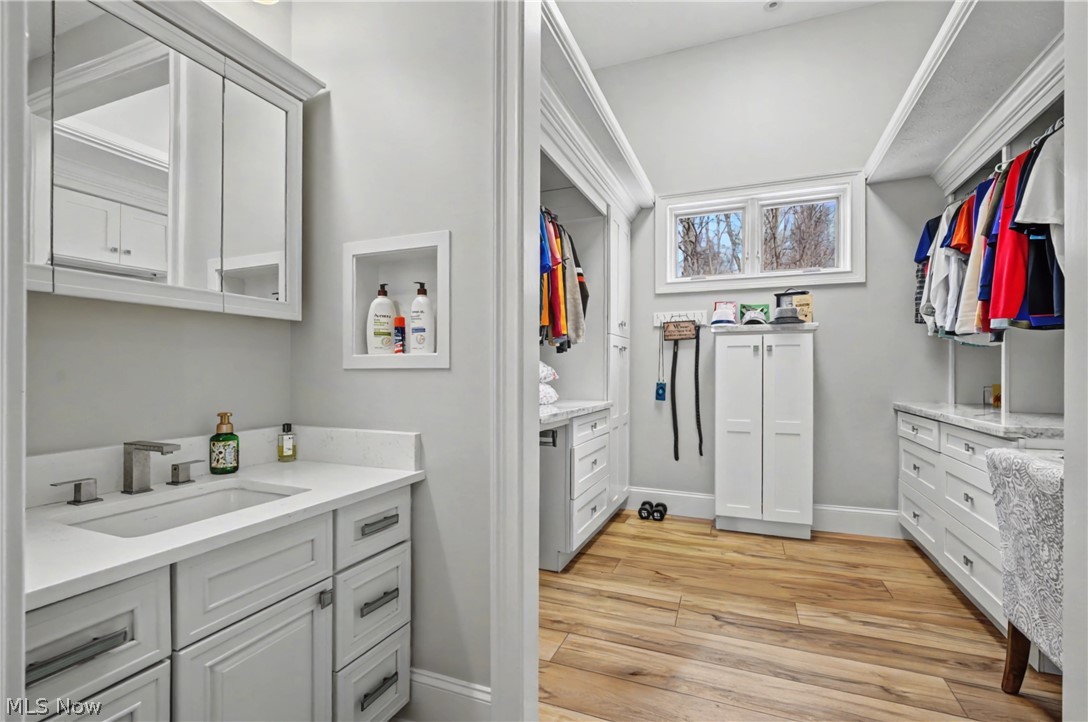 3783 Pioneer Trail Mantua OH 44255
