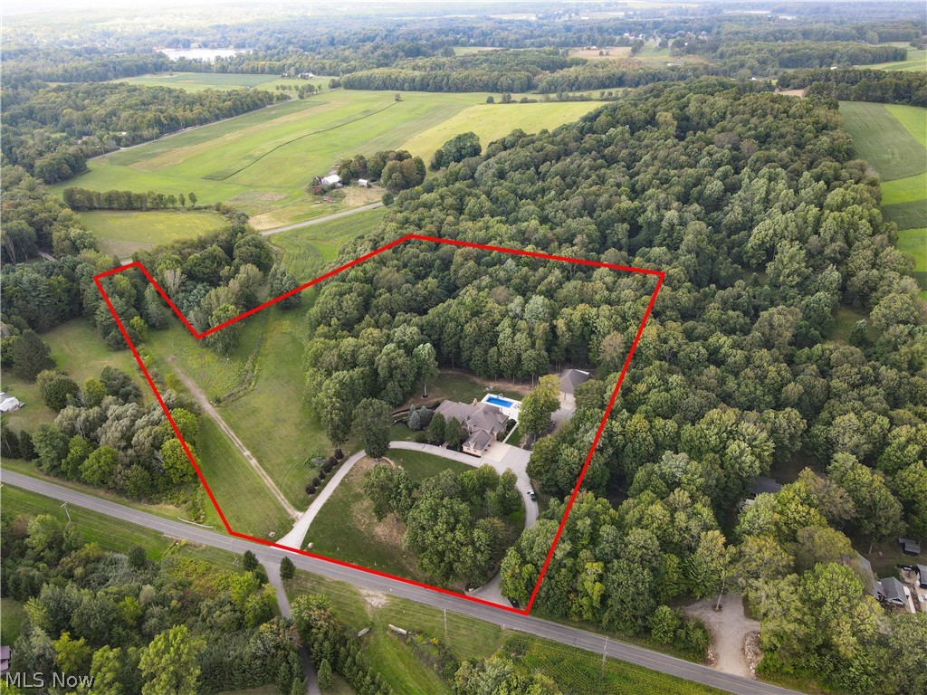 3783 Pioneer Trail Mantua OH 44255