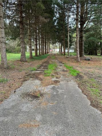 12754 Chamberlain Road Aurora OH 44202
