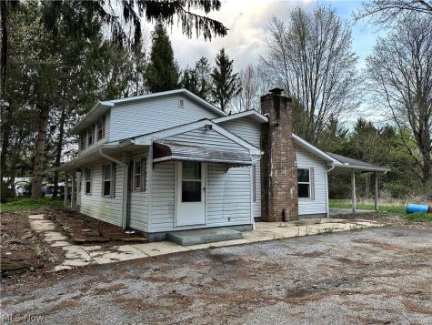 12754 Chamberlain Road Aurora OH 44202